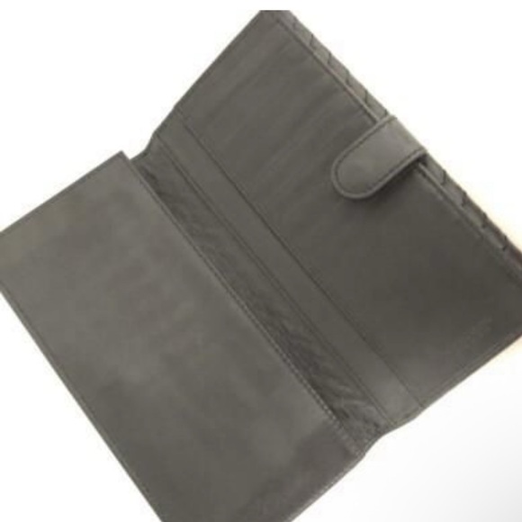 Bottega Veneta Black Intrecciato lambskin long wallet - Picture 10 of 11